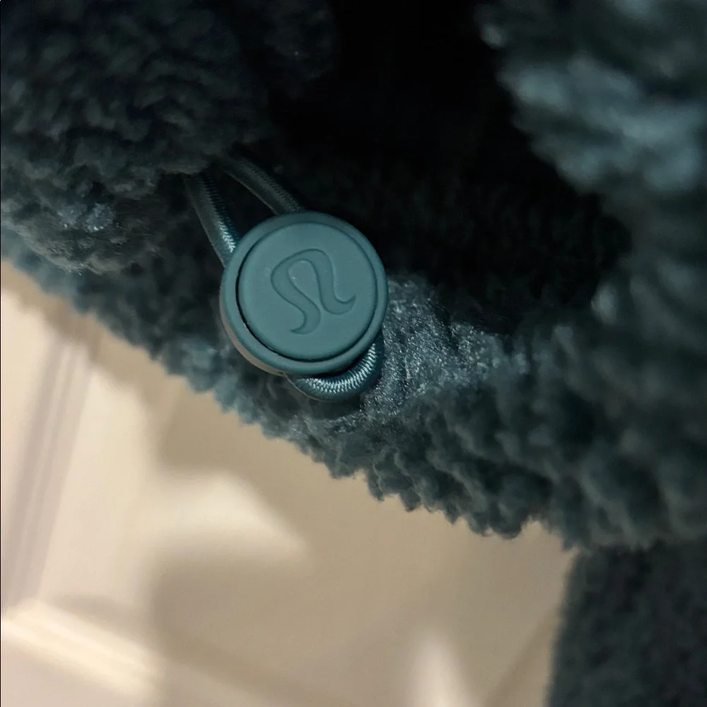 Lululemon Cinchable Fleece Zip-Up - Picture 4 of 6